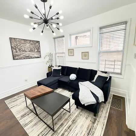 Sleeps 8, Stylish Home, Great Access Nyc & Ewr
